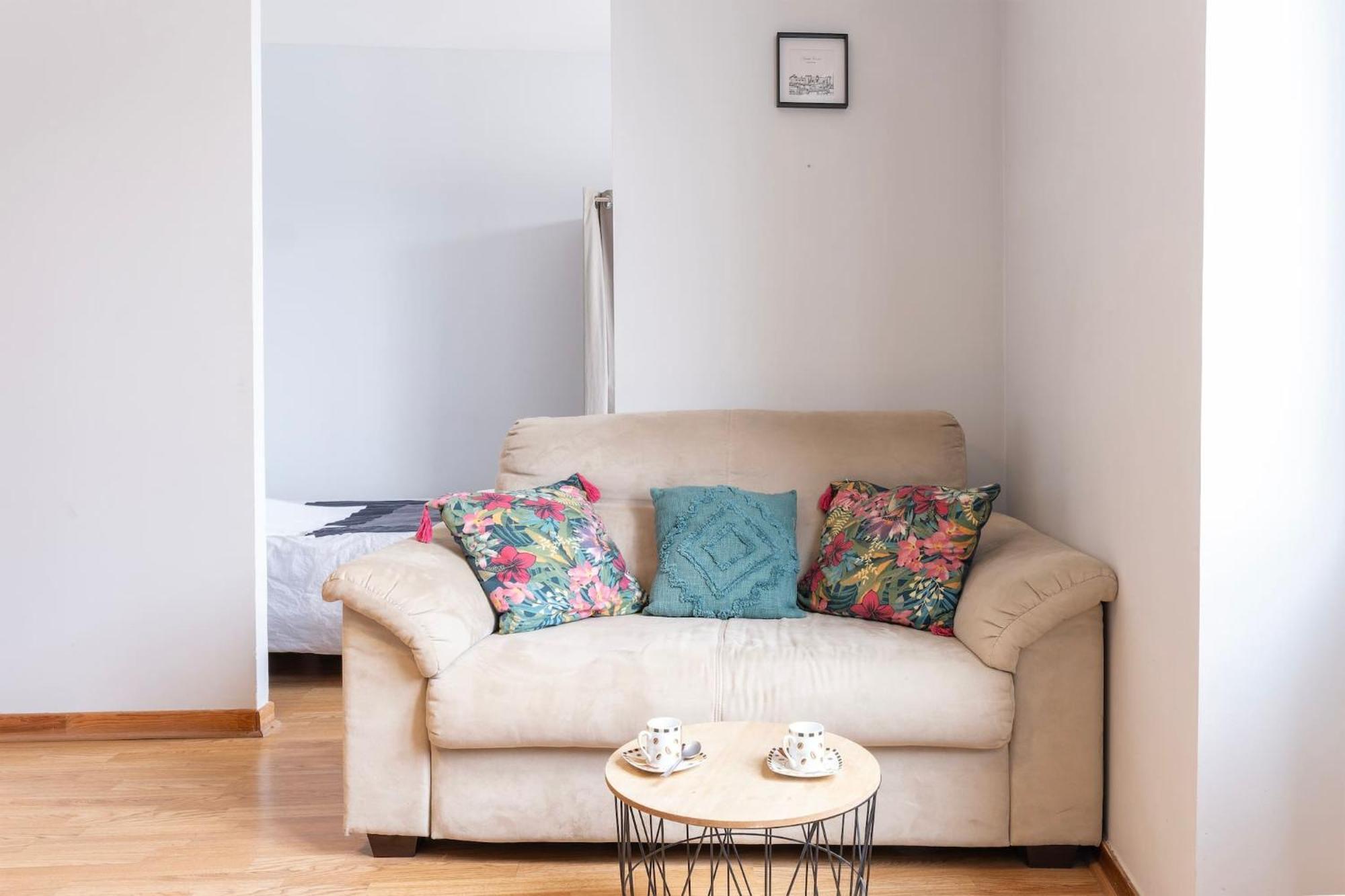 Candé Grand Studio ✰ 35M² ✰ Centre ✰ 4Pers/2Lits ✰ Cuisine ✰ Wifi מראה חיצוני תמונה